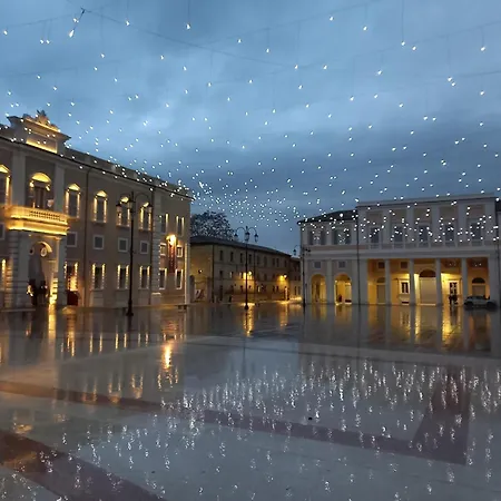 Casa de Férias Casa Di Adele Con Giardino Privato A 150 Mt Dal Mare Senigália