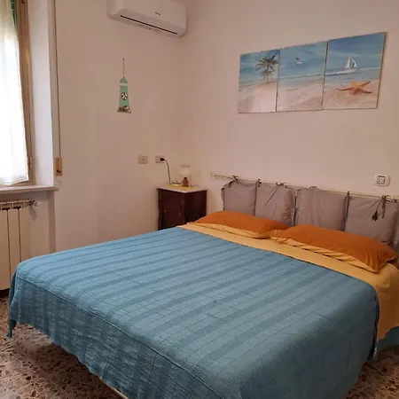 Casa Di Adele Con Giardino Privato A 150 Mt Dal Mare Senigallia
