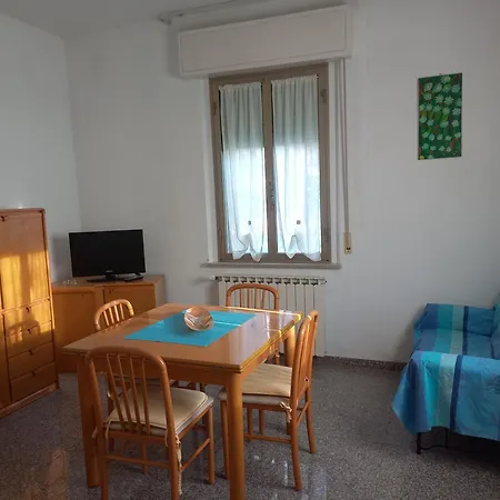 Holiday home Casa Di Adele Con Giardino Privato A 150 Mt Dal Mare Senigallia
