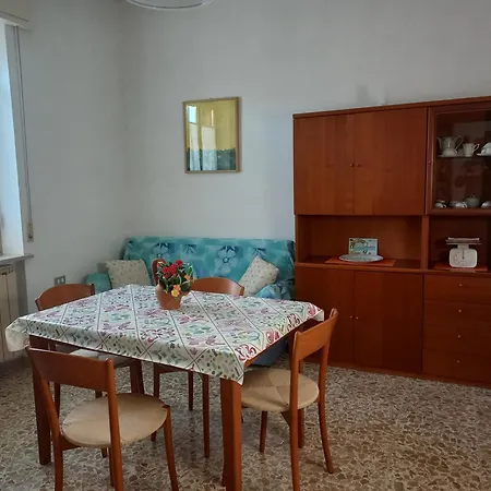 Casa Di Adele Con Giardino Privato A 150 Mt Dal Mare Casa vacanze Senigallia
